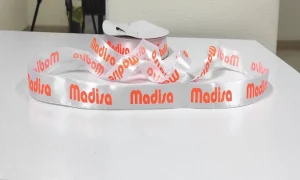 روبان سفید با چاپ نارنجی madisa