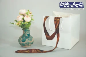روبان قهوه ای ساتن با چاپ یکرو طلایی ۱ روزه