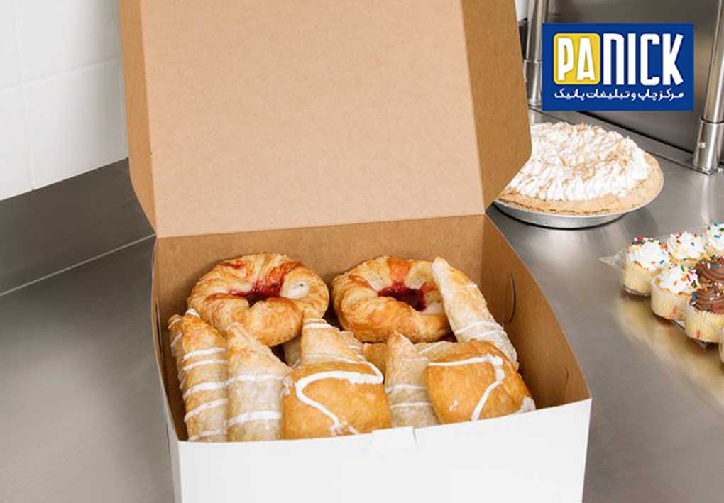 جعبه آماده کیک و شیرینی، یک راه ساده برای ارسال آن ها به مشتری بدون خرد شدن و آسیب رسیدن به آن ها می شود