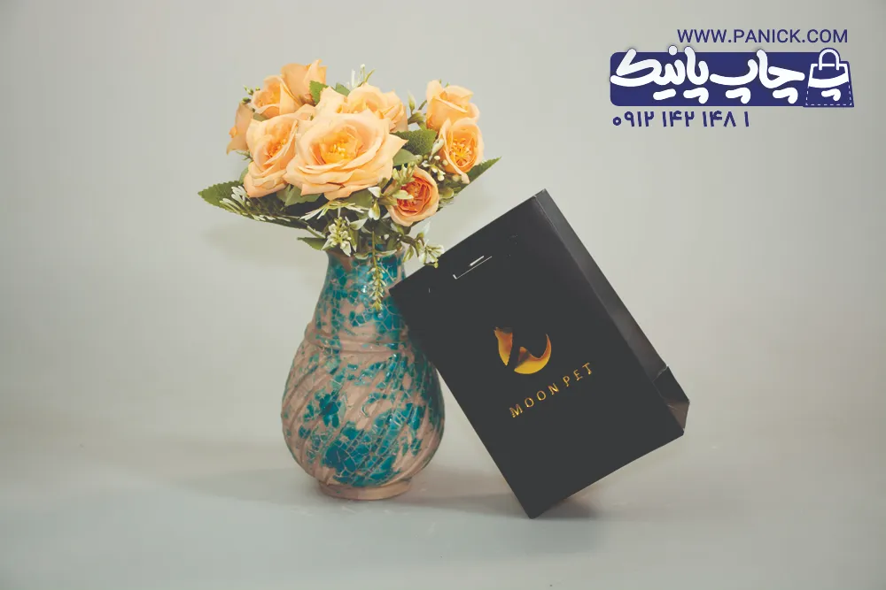 ویژگی و مزایای ساک دستی کاغذی برای استفاده در فروشگاه‌های هنری
