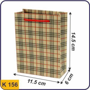 ساک طرح دار تار عنکبوتی مشکی و قرمز سایز 6×14.5×11.5