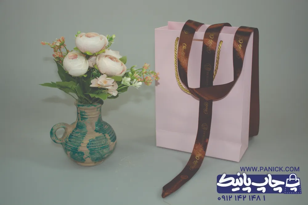 ROBANPANICK-133 روبان قهوه ای در کنار ساک دستی و چاپ