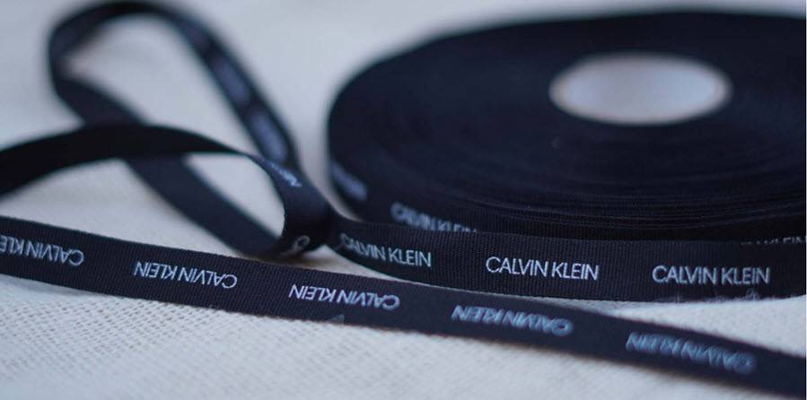 برای مارک پارچه ای لباس از چه نوع پارچه هایی استفاده می شود؟