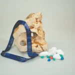 بند گردن آویز بهداشتی آرایشی