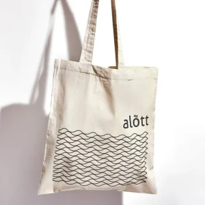 ساک متقال آماده برای مدرسه