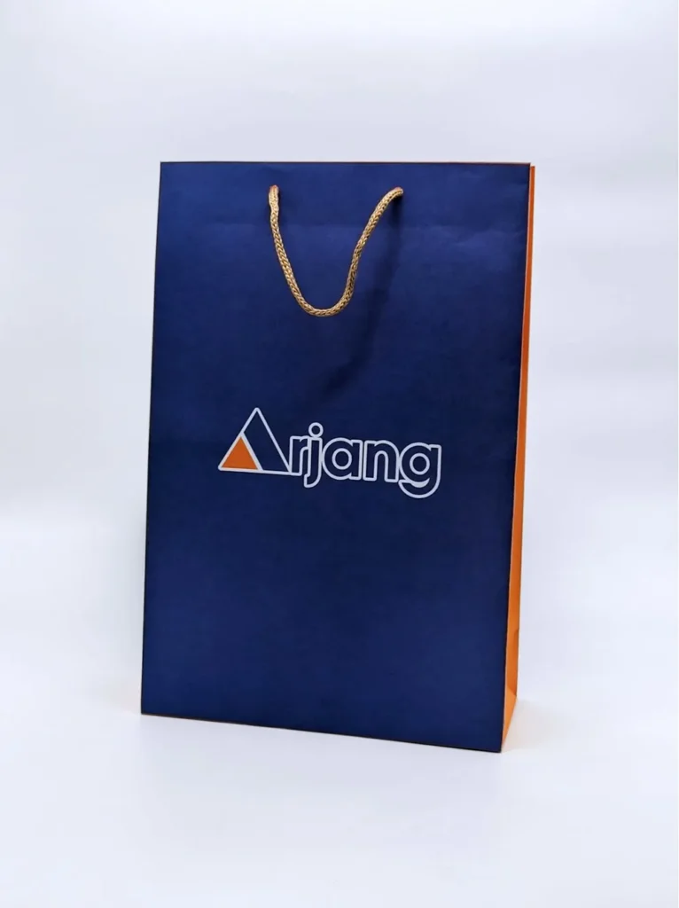 چاپ 4 رنگ برند ارژنگ اختصاصی پاکت کرافت سایز 24×36 تیراژ 1000 عددی