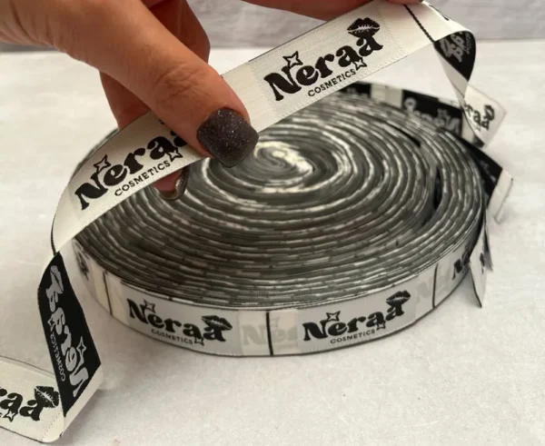 مارک پارچه ای بافت nerae در متراژ 2000 متری