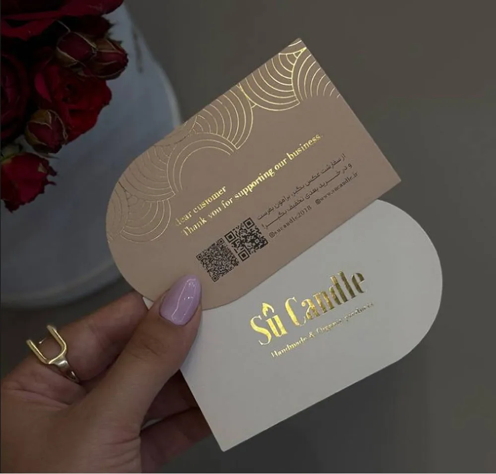 کارت ویزیت کارتی قالبدار طلاکوب SU CANDLE تیراژ 1000 عددی