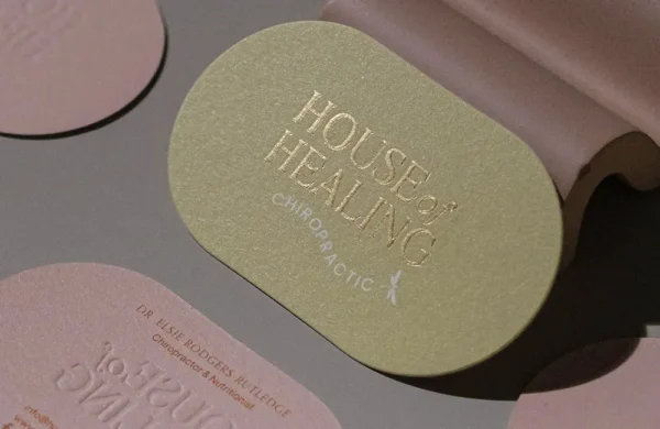 کارت ویزیت طلاکوب قالبدار HOUSE OF HEALING تیراژ 1000 عددی