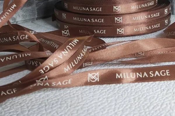 روبان ساتن 13 میلی متری milunasage متراژ 1000 متری